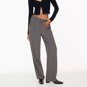 Aritzia “Wilfred” Effortless Pants Regular Length in Peppercorn Grey